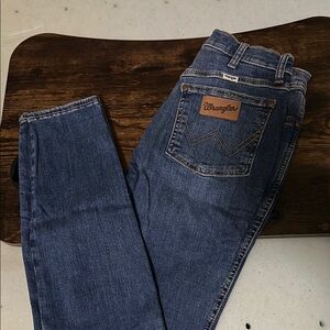 Wrangler High Rise Skinny Jeans